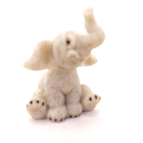 Vintage Mini Quarry Critters Electra Elephant Figurine Second Nature Design 1.8" - Picture 1 of 4